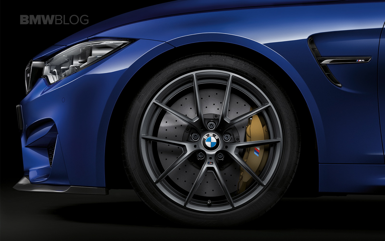Wallpaper: BMW M4 CS