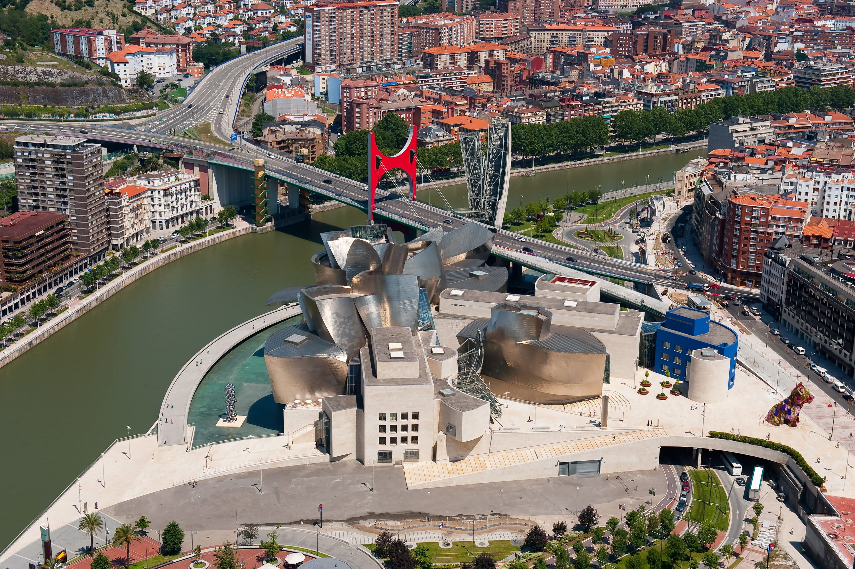 Frank Gehry · Guggenheim Museum Bilbao · Divisare