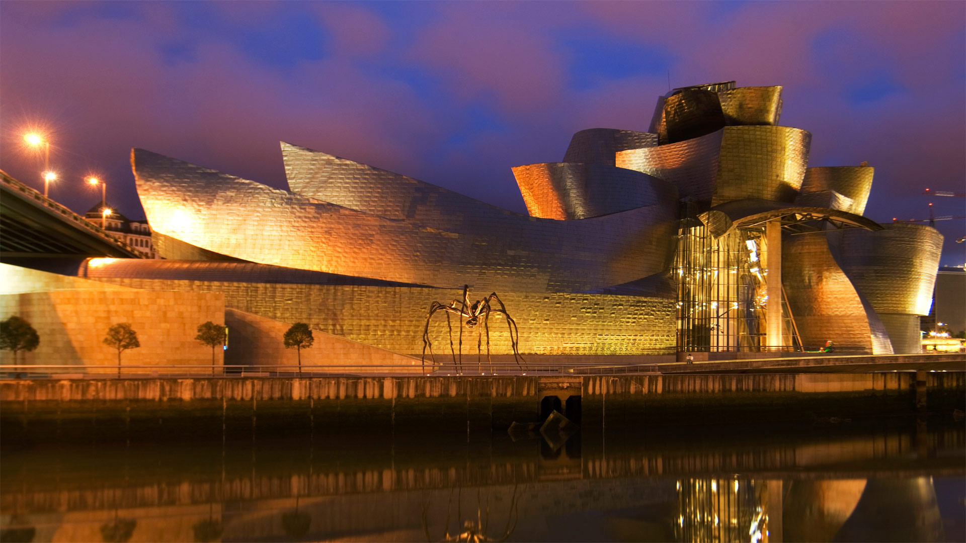The Guggenheim Bilbao turns 25 wallpaper