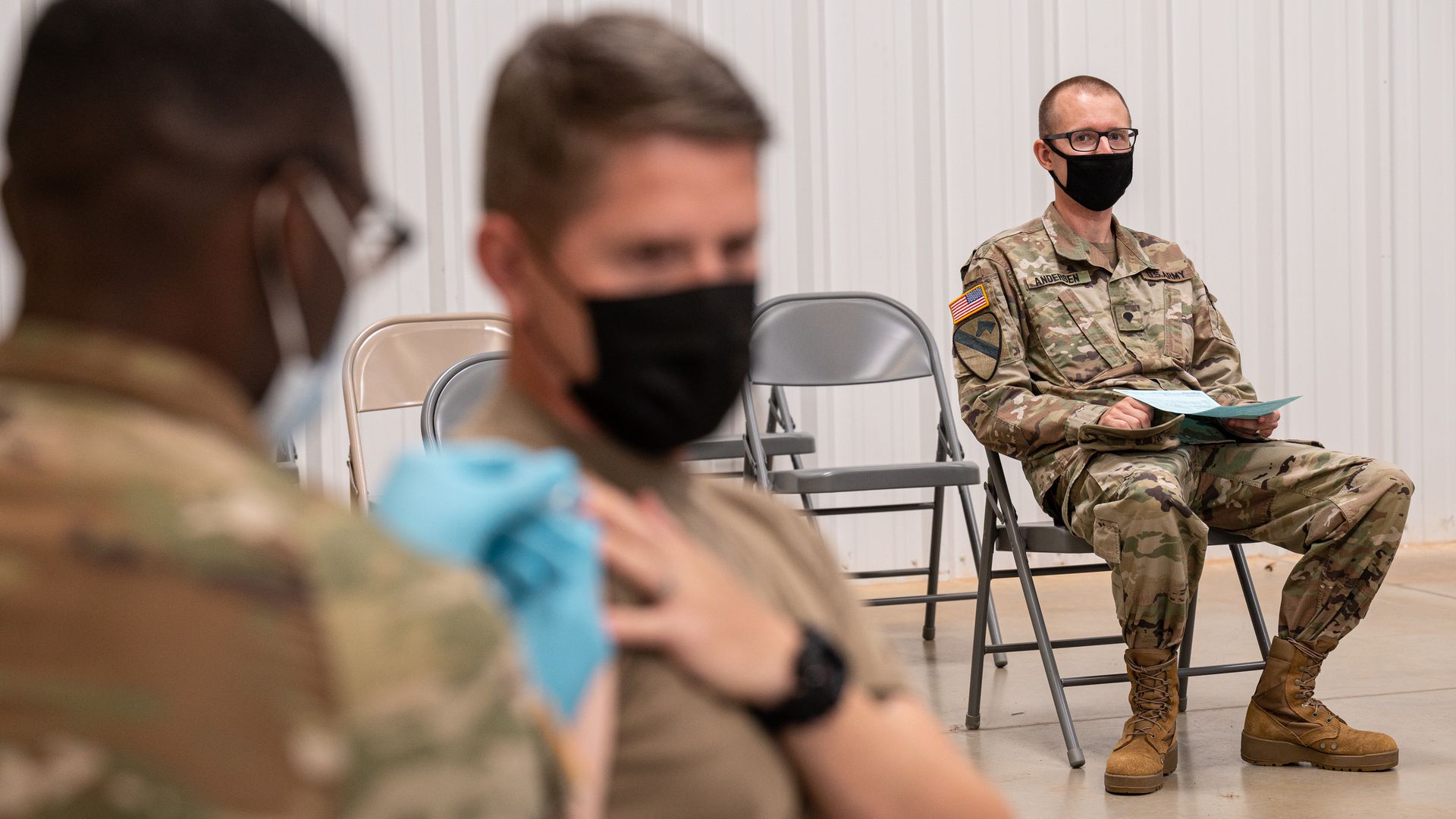 Thousands of Army, National Guard reservists are unvaccinated as DOD deadline nears