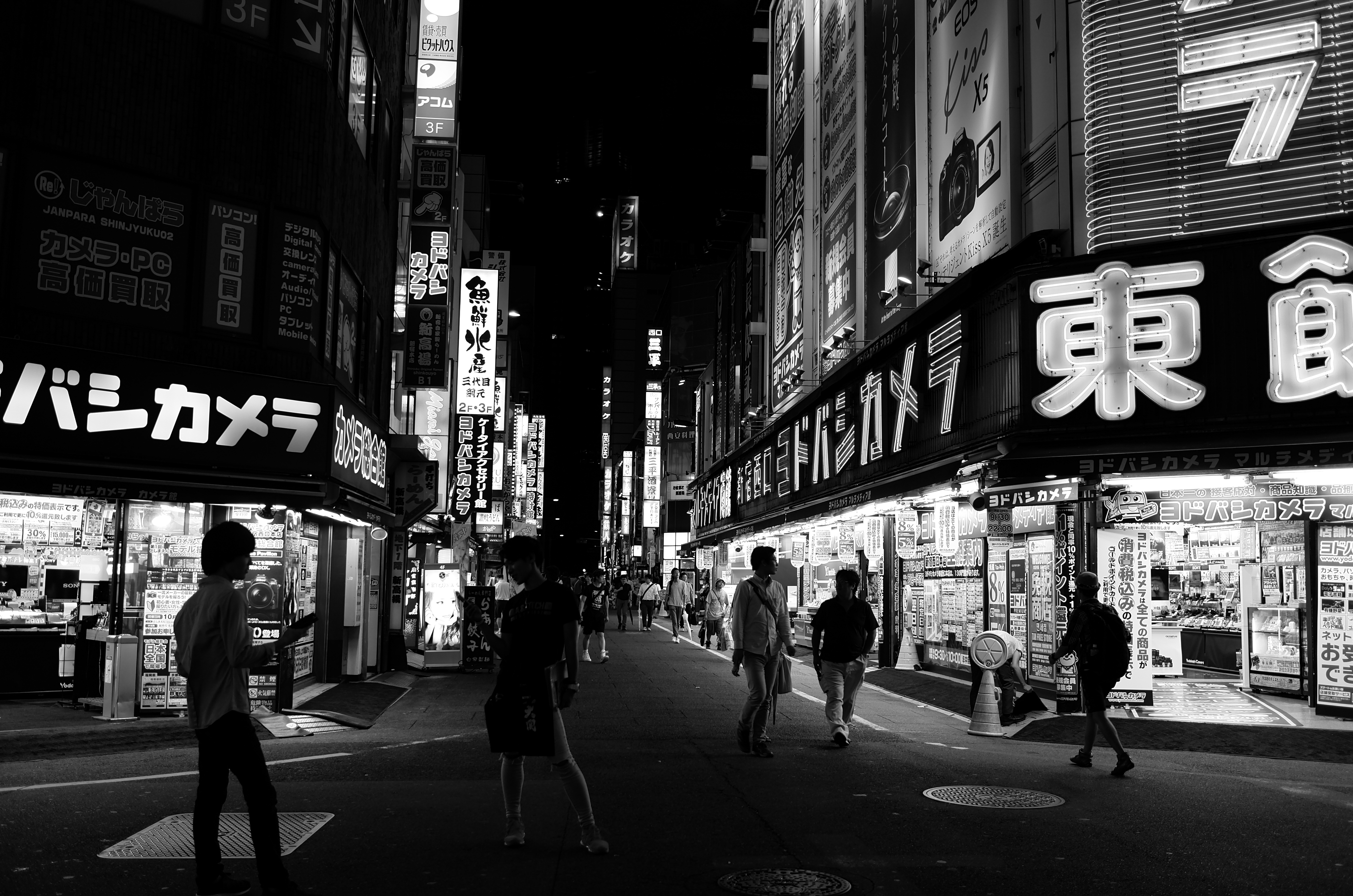 Wallpaper, Japan, city, street, cityscape, night, road, Leica, metropolis, Tokyo, infrastructure, Jp, pedestrian, downtown, alley, CC, shape, photograph, t, crowd, leicat, summicron, creativecommons, summicron235, 235, snapshot, lane, urban area