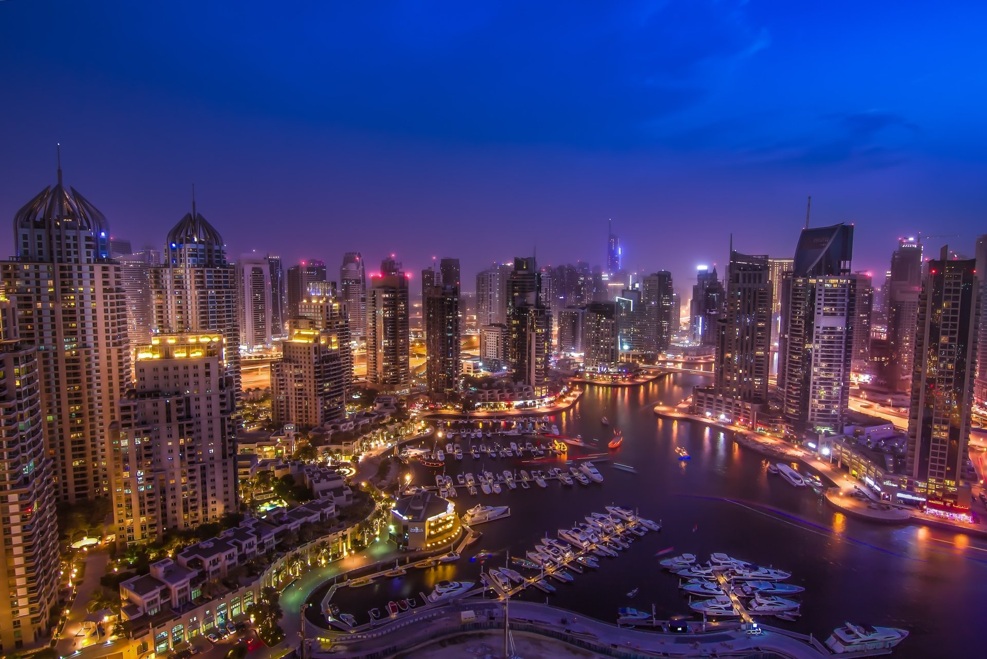 4K Dubai Marina Wallpaper and Background Image