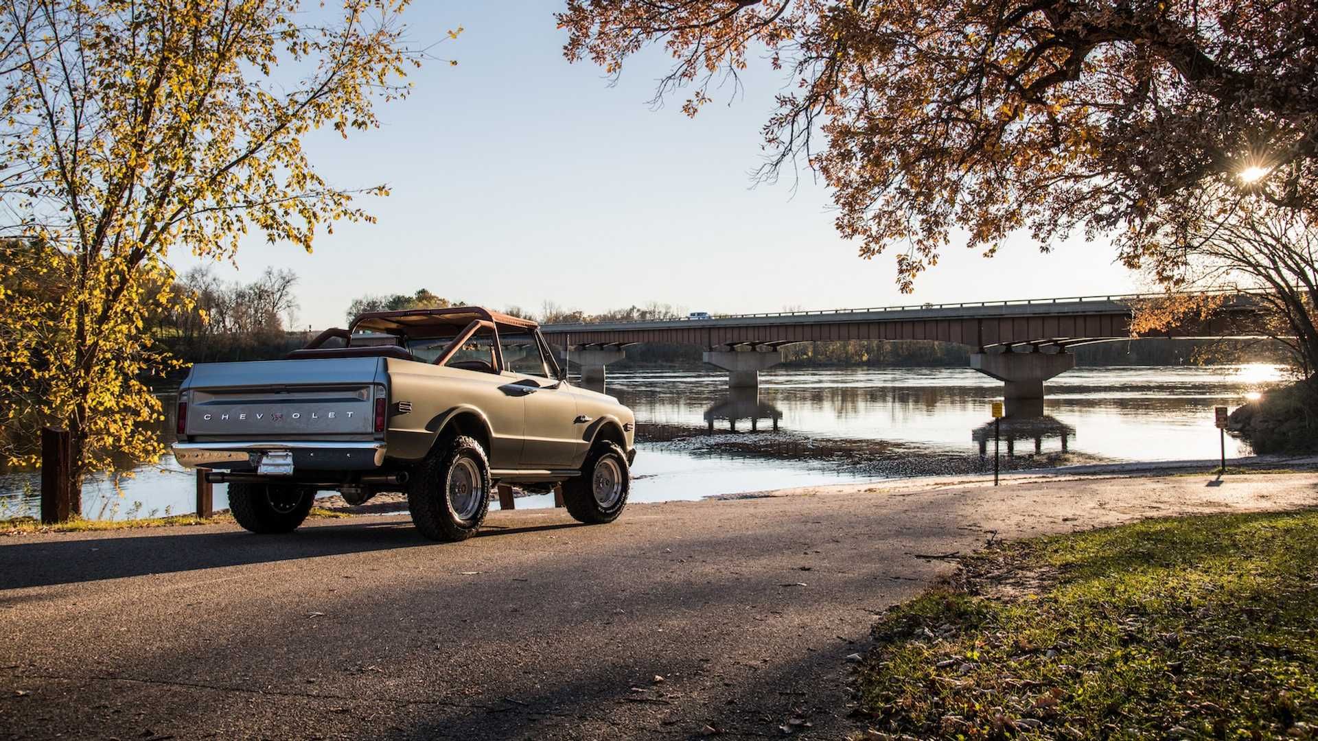 Wallpaper of the Day: K5 Chevy Blazer Restomod