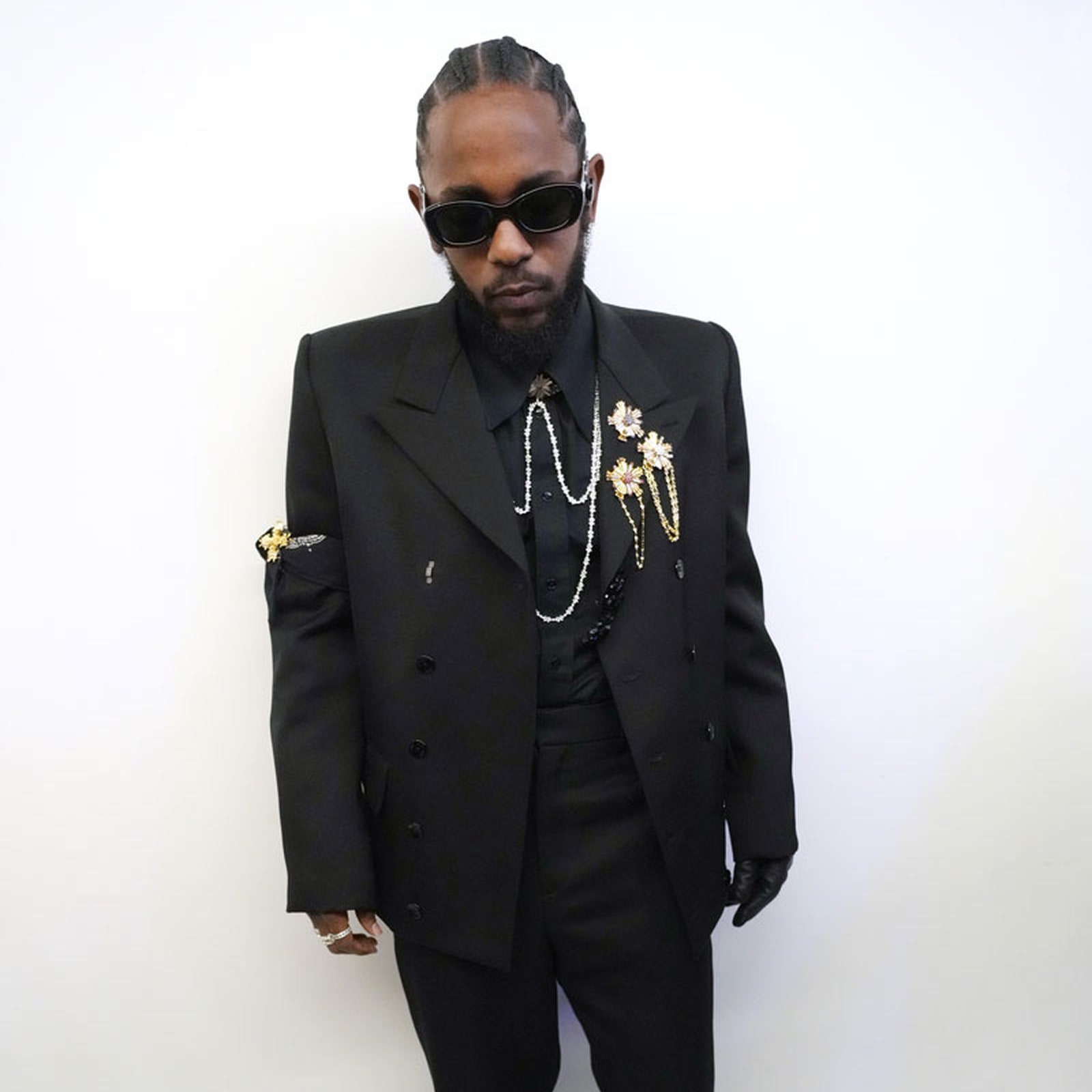 Kendrick Lamar's Super Bowl Suit Was A Pitch Perfect Tribute To Virgil Abloh