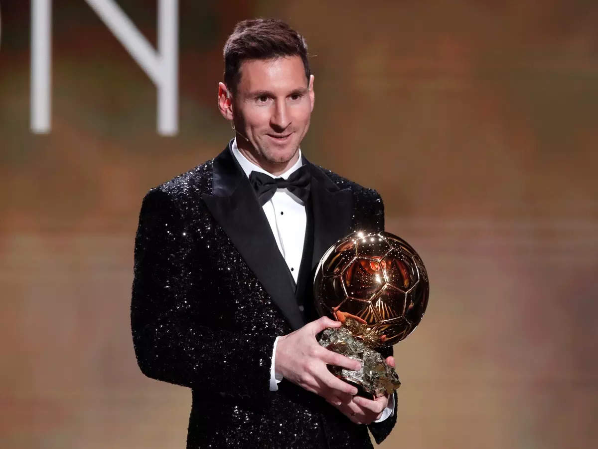 Ballon d'Or 2021: Lionel Messi is over the moon after winning record seventh trophy, PSG star's photo from the award ceremony go viral