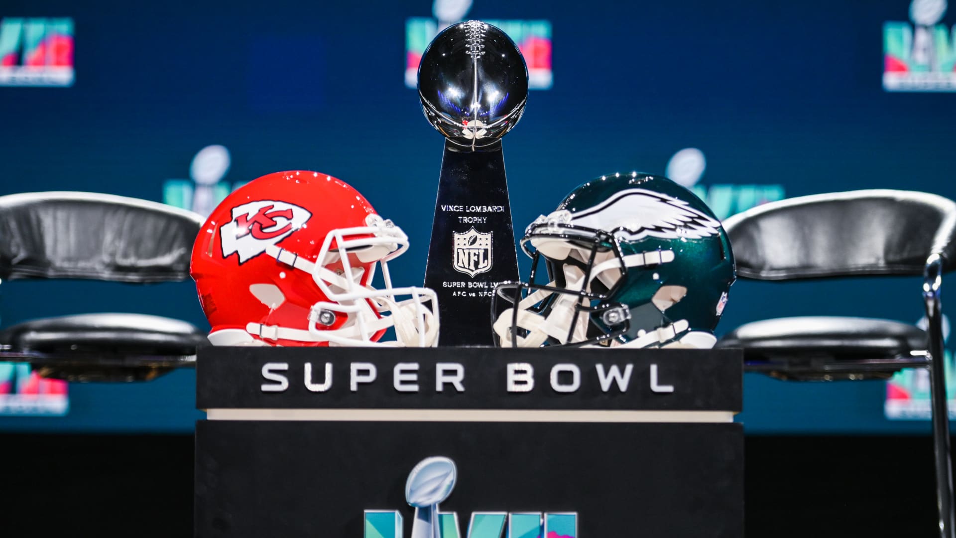 Super Bowl LVII: Eagles, Chiefs, Rihanna and tons of corporate ads take center stage - 'CNBC' News Summary (United States)