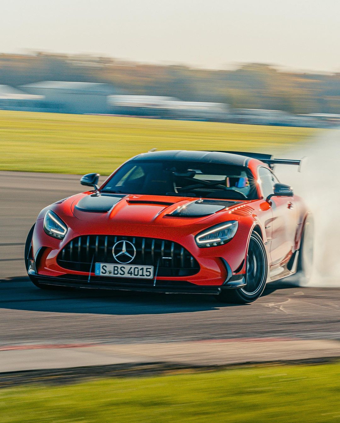 Mercedes AMG GT Black Series [1080x1346]