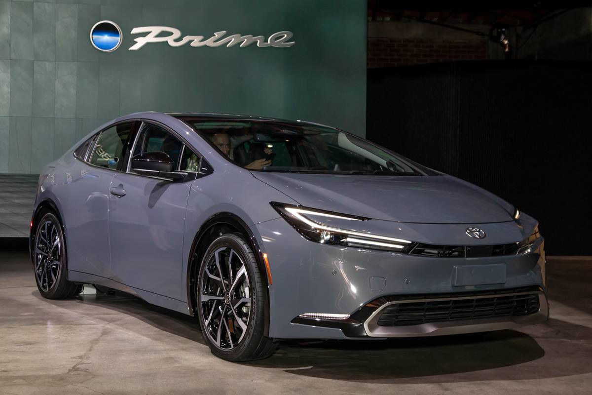 2023 Toyota Prius Prime Specs, Price, MPG & Reviews