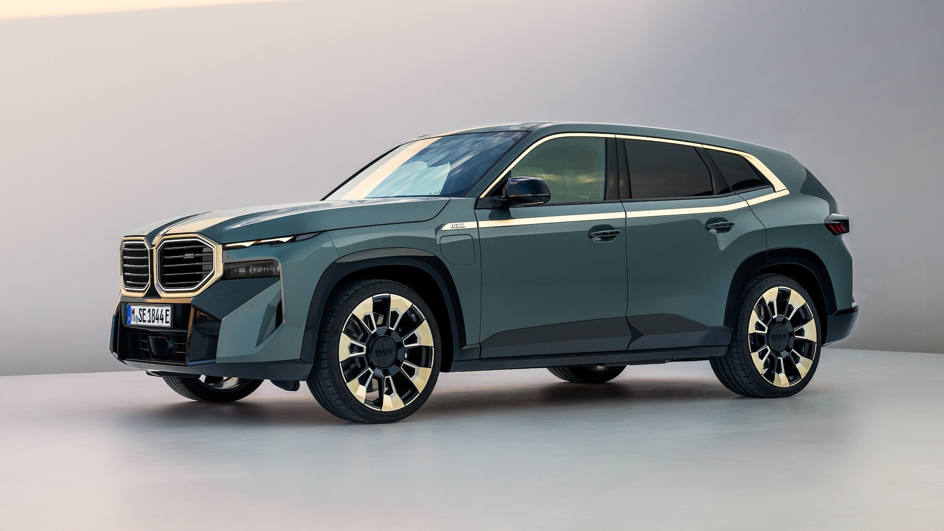 The 2023 BMW XM Is Here And M's First Bespoke SUV Is A 644 HP Thumper