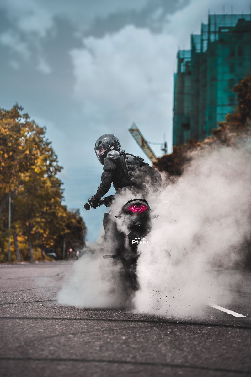 Download Wallpaper 800x1200 Biker, Motorcycle, Drift, Smoke, Bike Iphone 4s 4 For Parallax HD Background