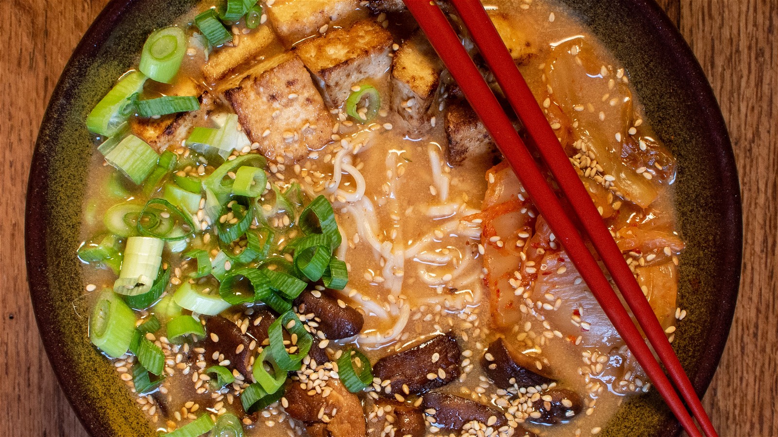 Creamy Vegan Kimchi Ramen