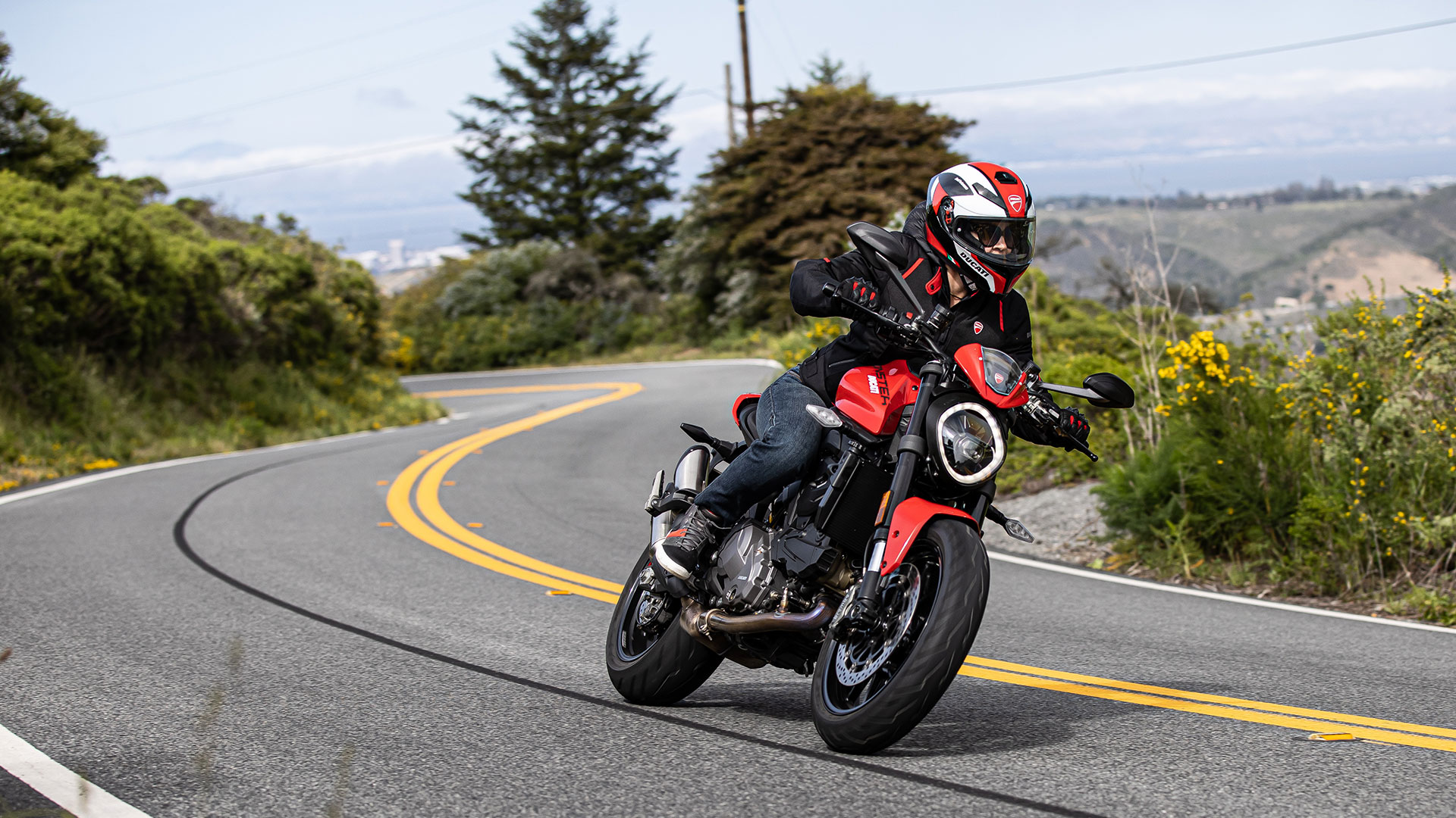 New 2023 Ducati Monster +, New Haven VT. Specs, Price, Photo