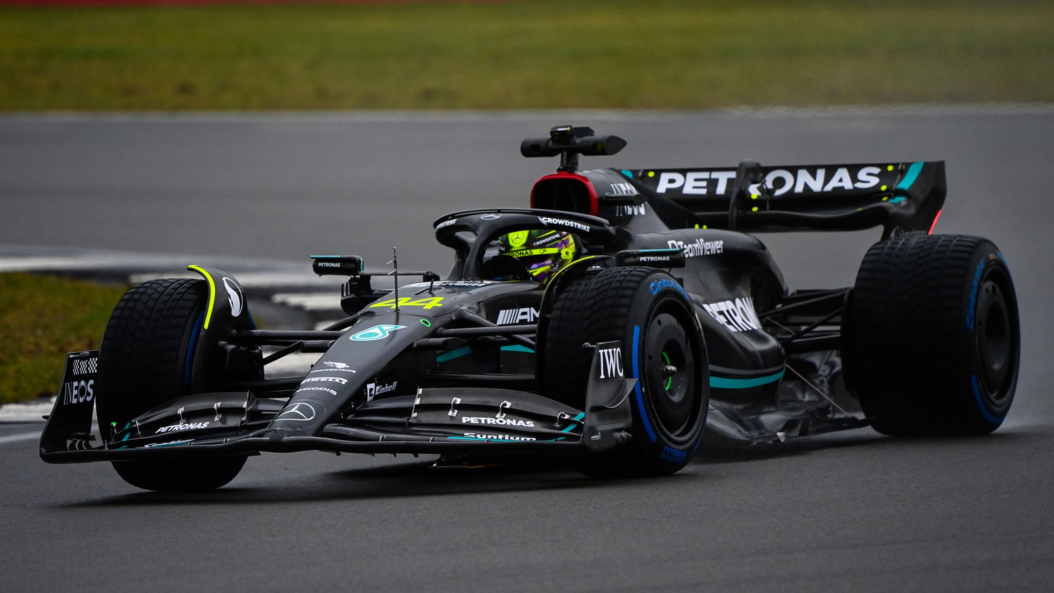 Mercedes duo Lewis Hamilton and George Russell provide positive feedback on W14 ahead of 2023 F1 season