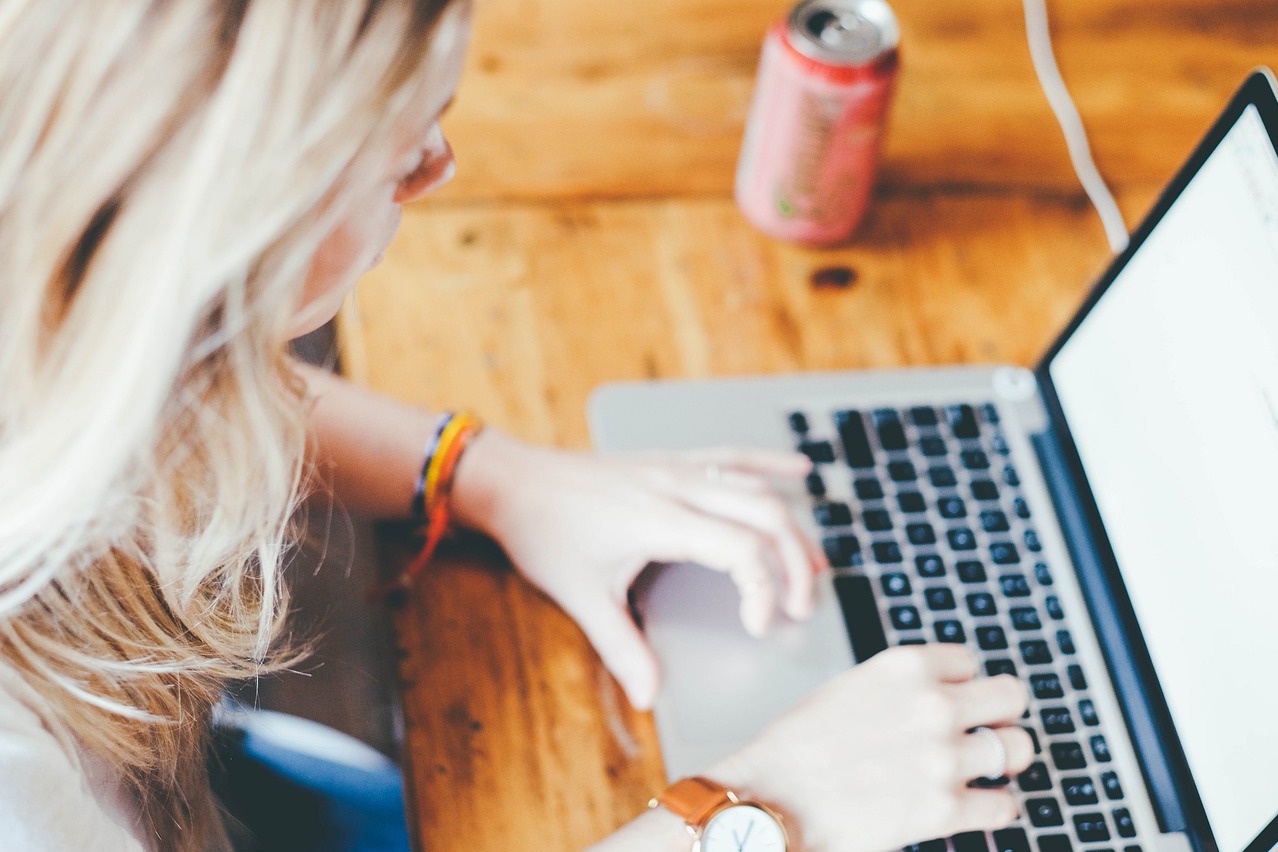 Rules For Crafting A Job Winning Freelance Writing Bio (According To A Skyword Community Manager)