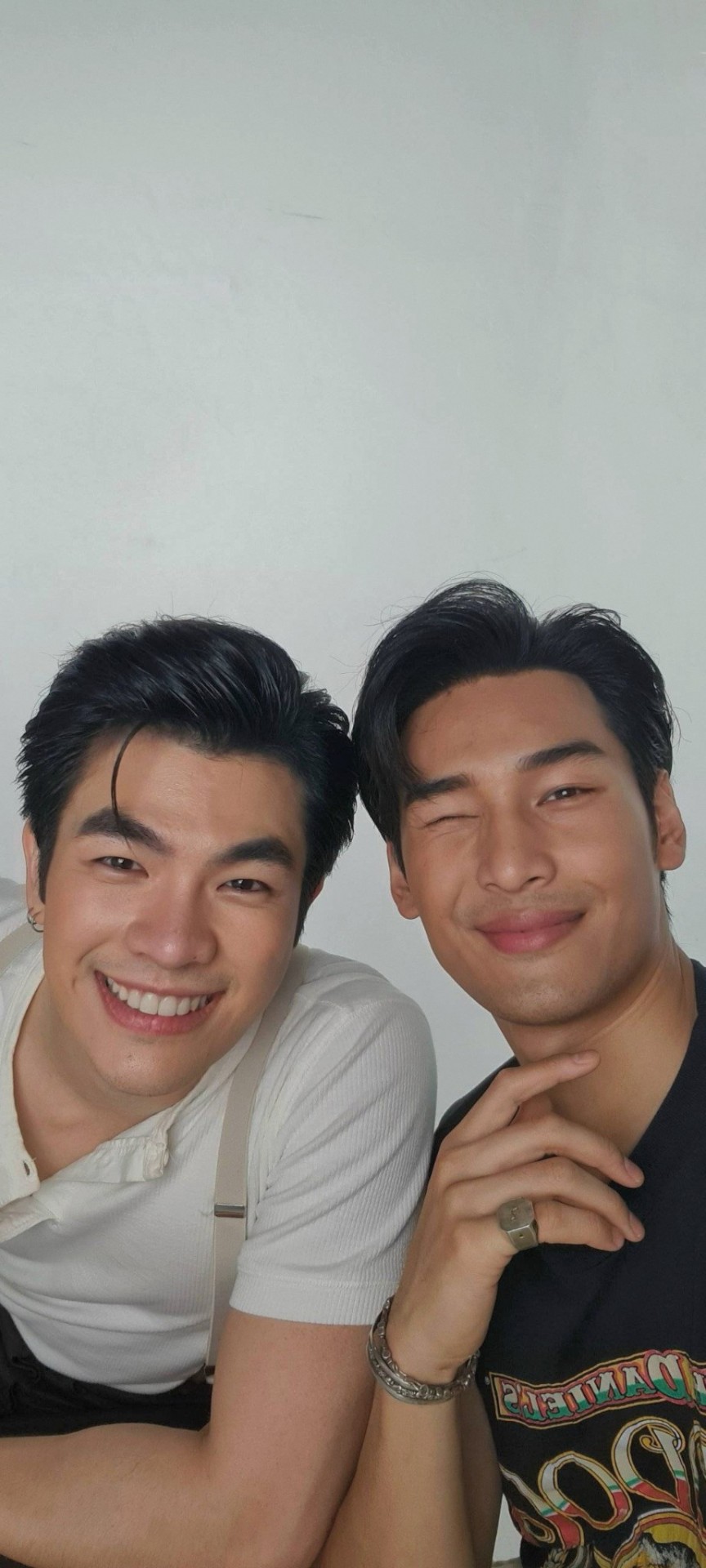 Free download thai male actor Explore Posts and Blogs Tumgir [864x1920] for your Desktop, Mobile & Tablet. Explore Kinnporsche Wallpaper