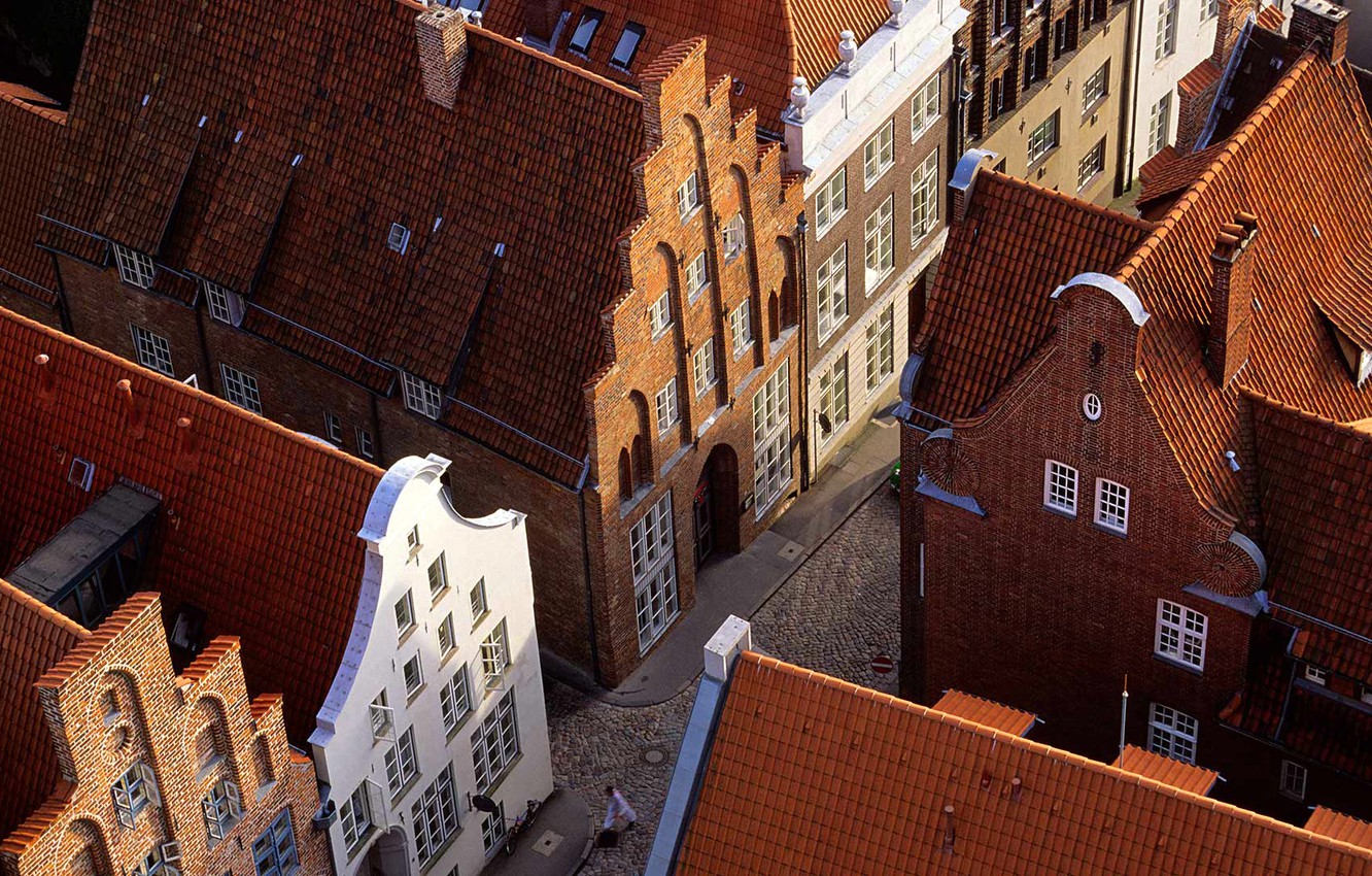 Wallpaper Roof, Street, Home, Germany, Lubeck, Tile, Schleswig Holstein Image For Desktop, Section город