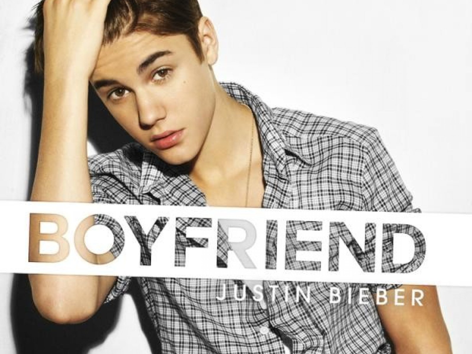 Justin Bieber 'Boyfriend': A Little Mature, A Little Justin Timberlake [AUDIO]