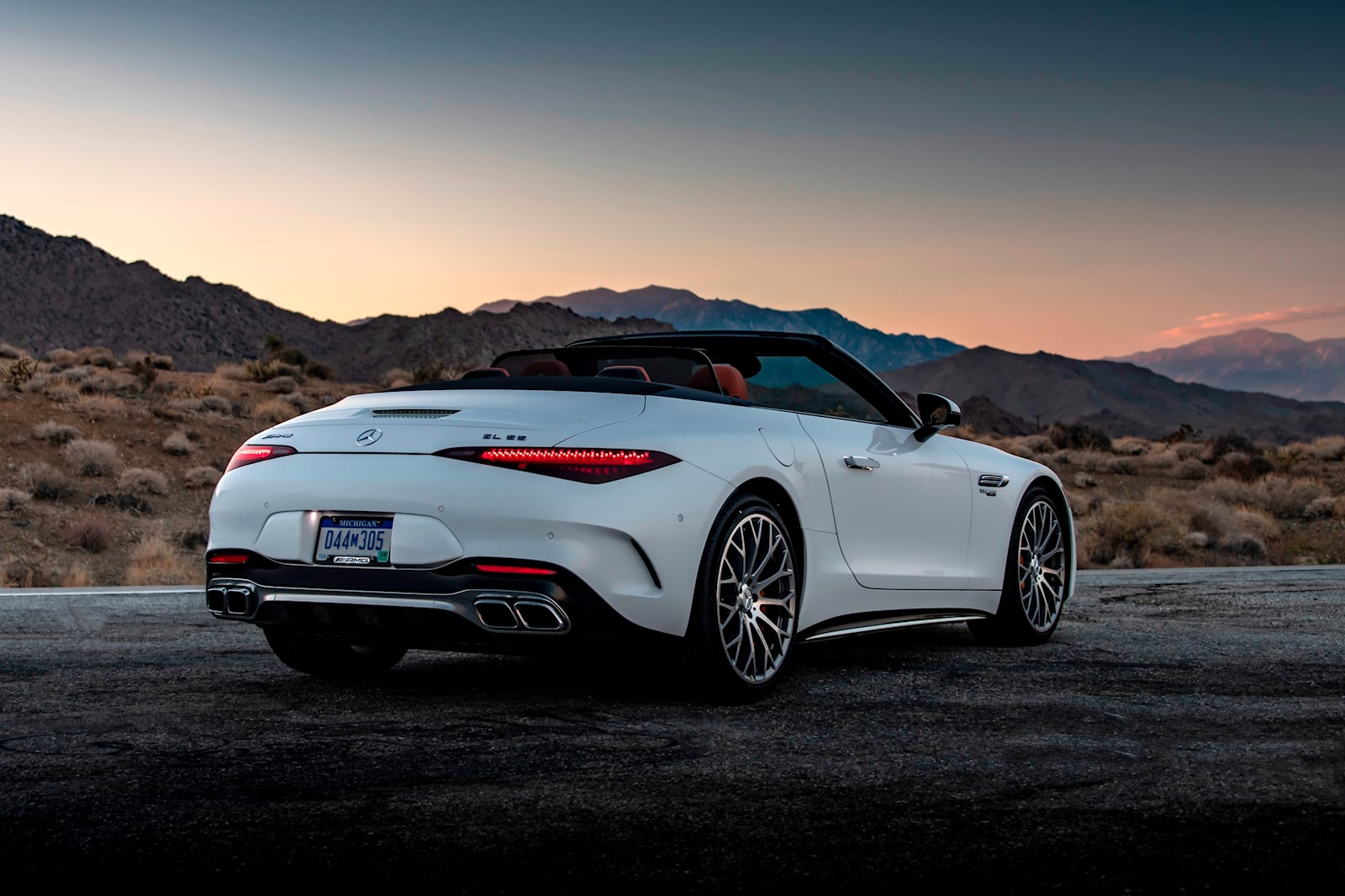 2022 Mercedes AMG SL55 Exterior Dimensions: Colors Options & Accessories