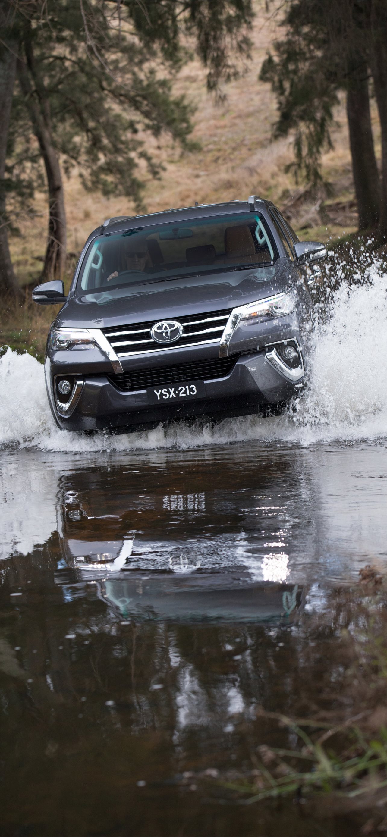toyota fortuner iPhone Wallpaper Free Download