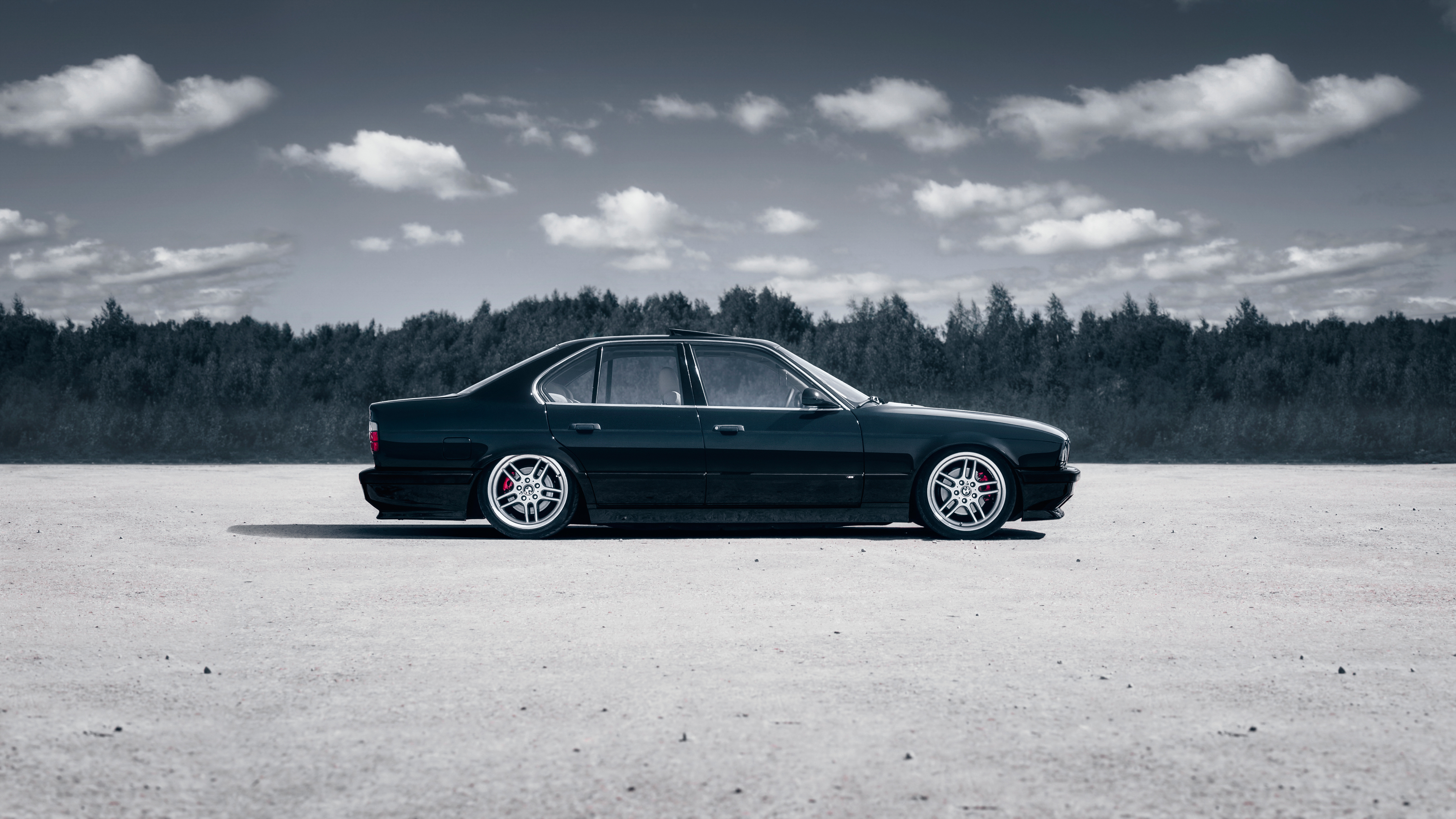 Wallpaper 4k BMW 5 Series E34 Wallpaper