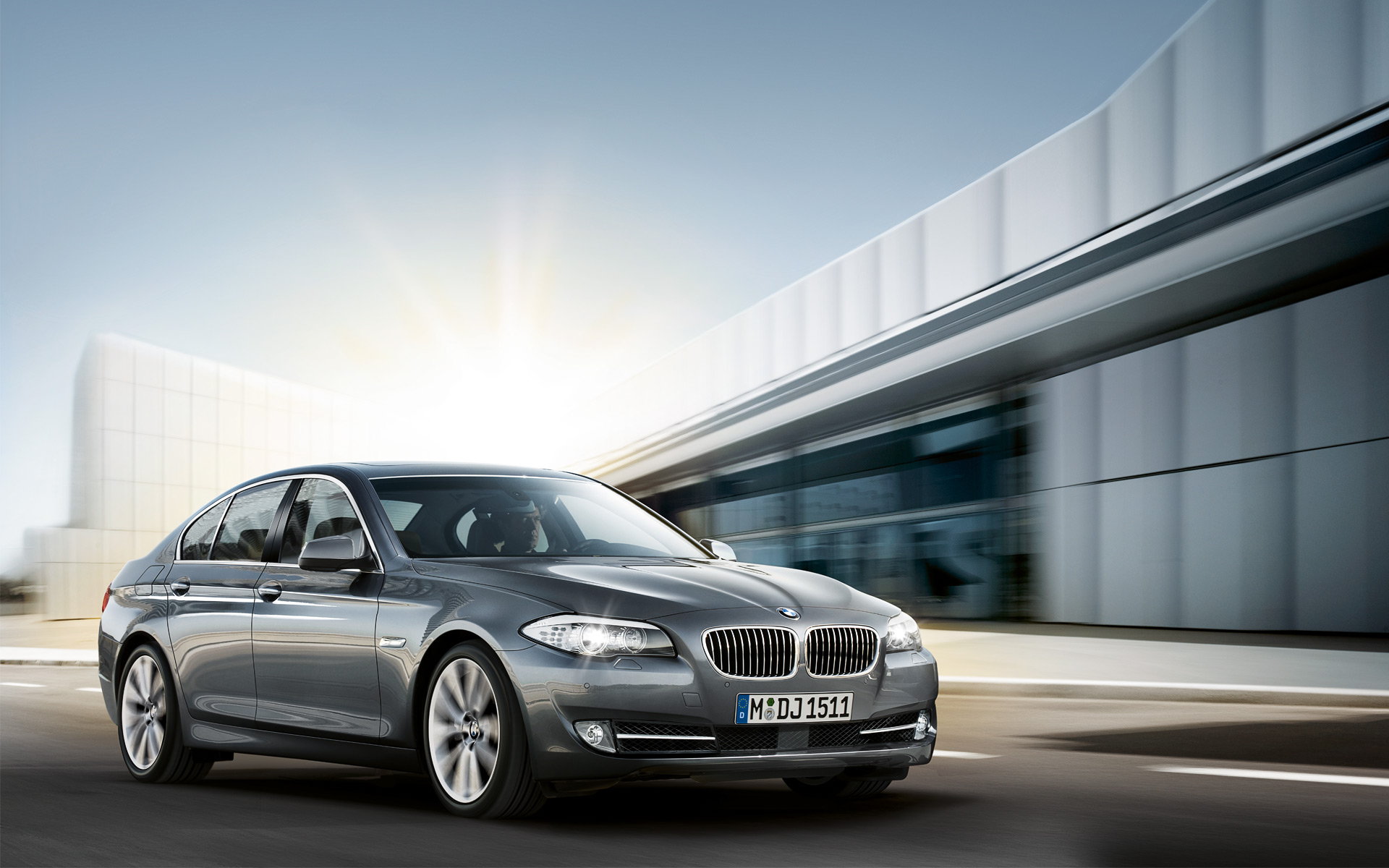 BMW 5 Series Sedan, Image and videos