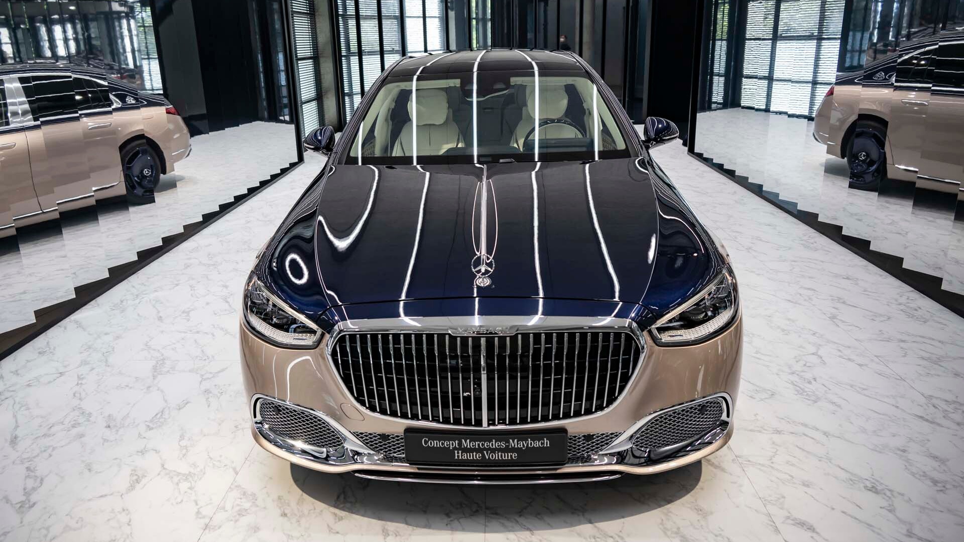 Mercedes Benz Maybach Haute Voiture Concept Brings High Fashion To