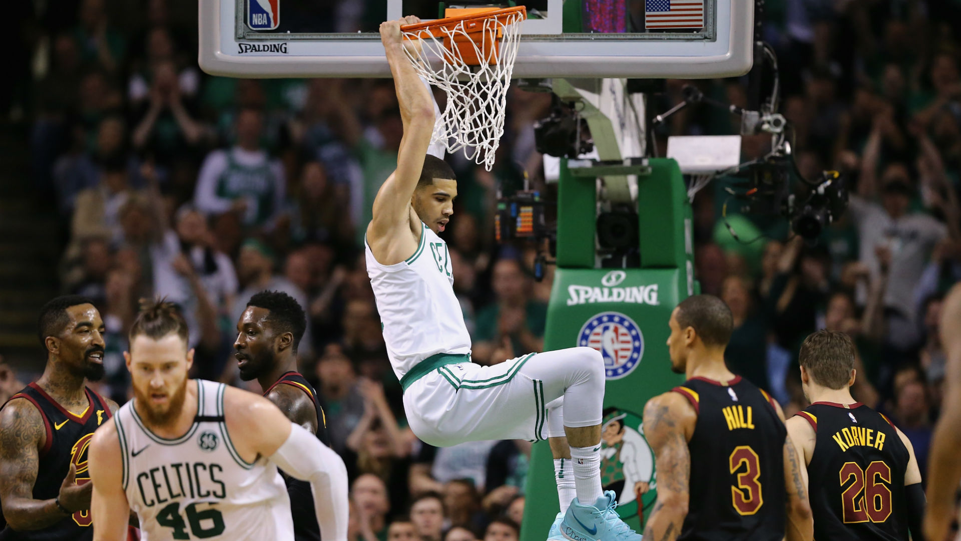 Celtics' Jayson Tatum throws down huge dunk on LeBron James in Game 7