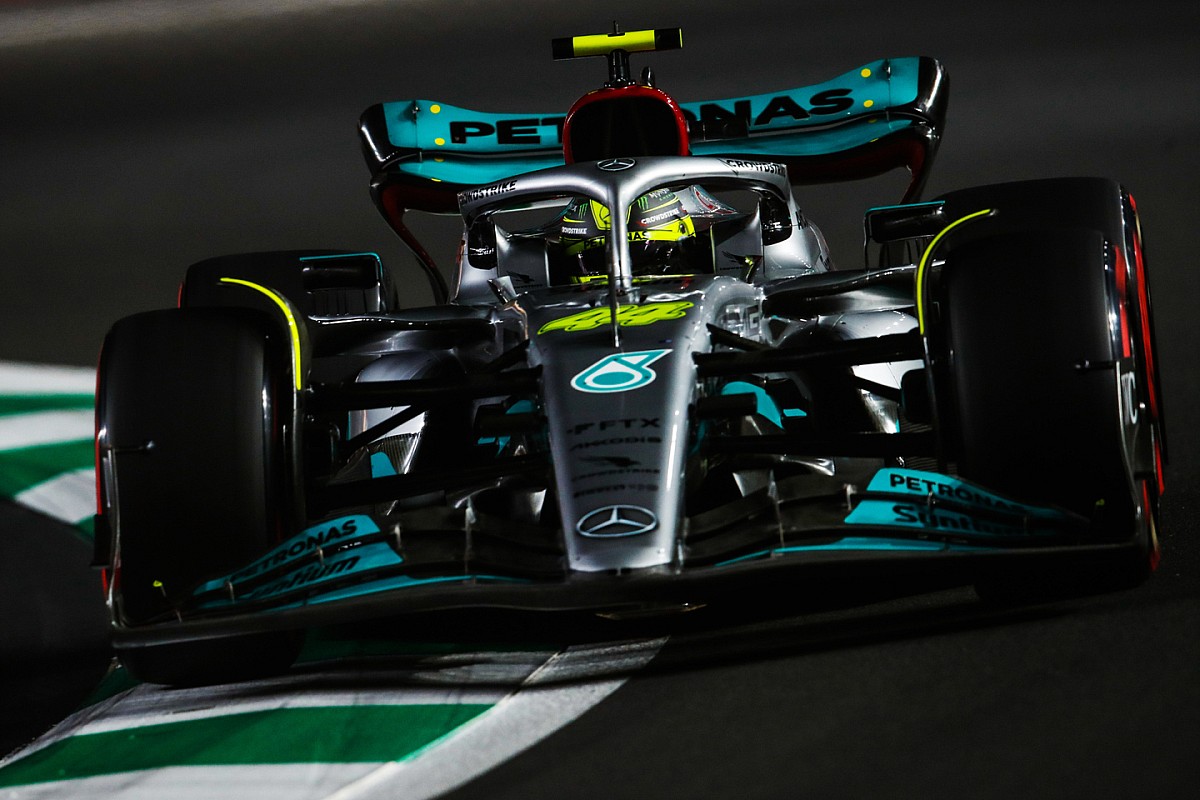 Hamilton: Wrong Set Up Made Car Undriveable In Jeddah Q1 Exit