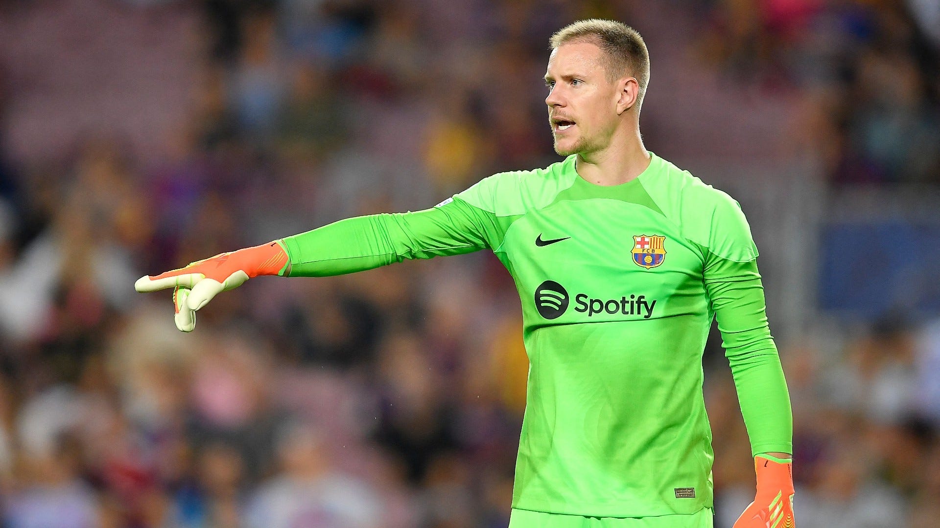 I Tried To Make Him Stay' De Jong Snubbed Man Utd Transfer After Marc Andre Ter Stegen Talk At Barcelona