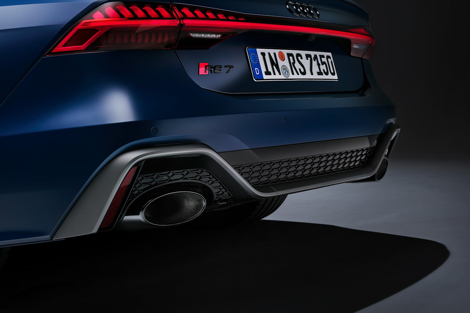 2023 Audi RS7 Exterior Dimensions: Colors Options & Accessories