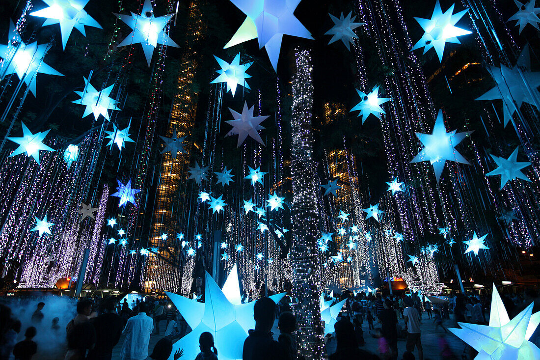 Christmas light show in Ayala Triangle