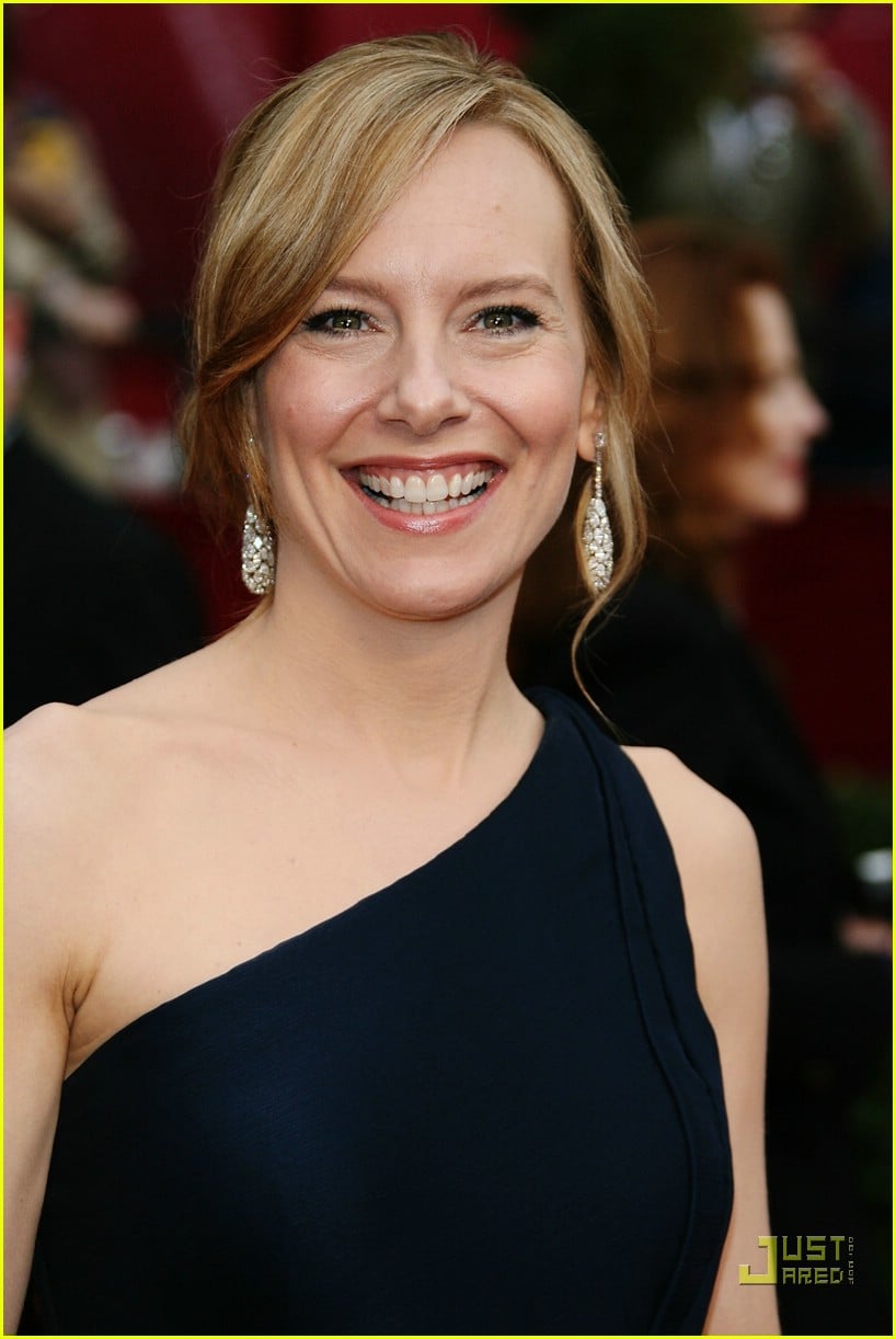 Amy Ryan Sexy