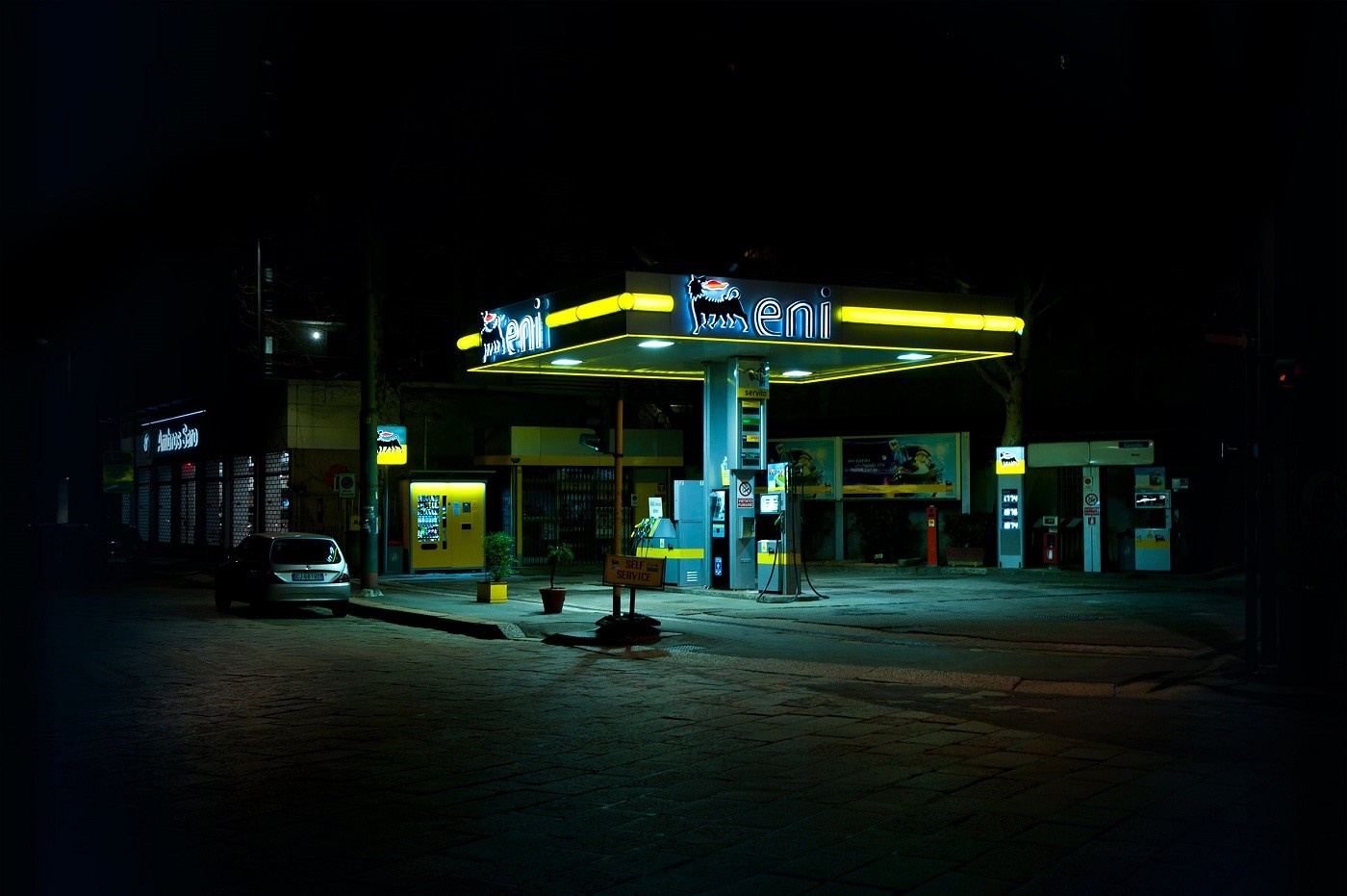 night, evening, gas stations, light, lighting, darkness Gallery HD Wallpaper
