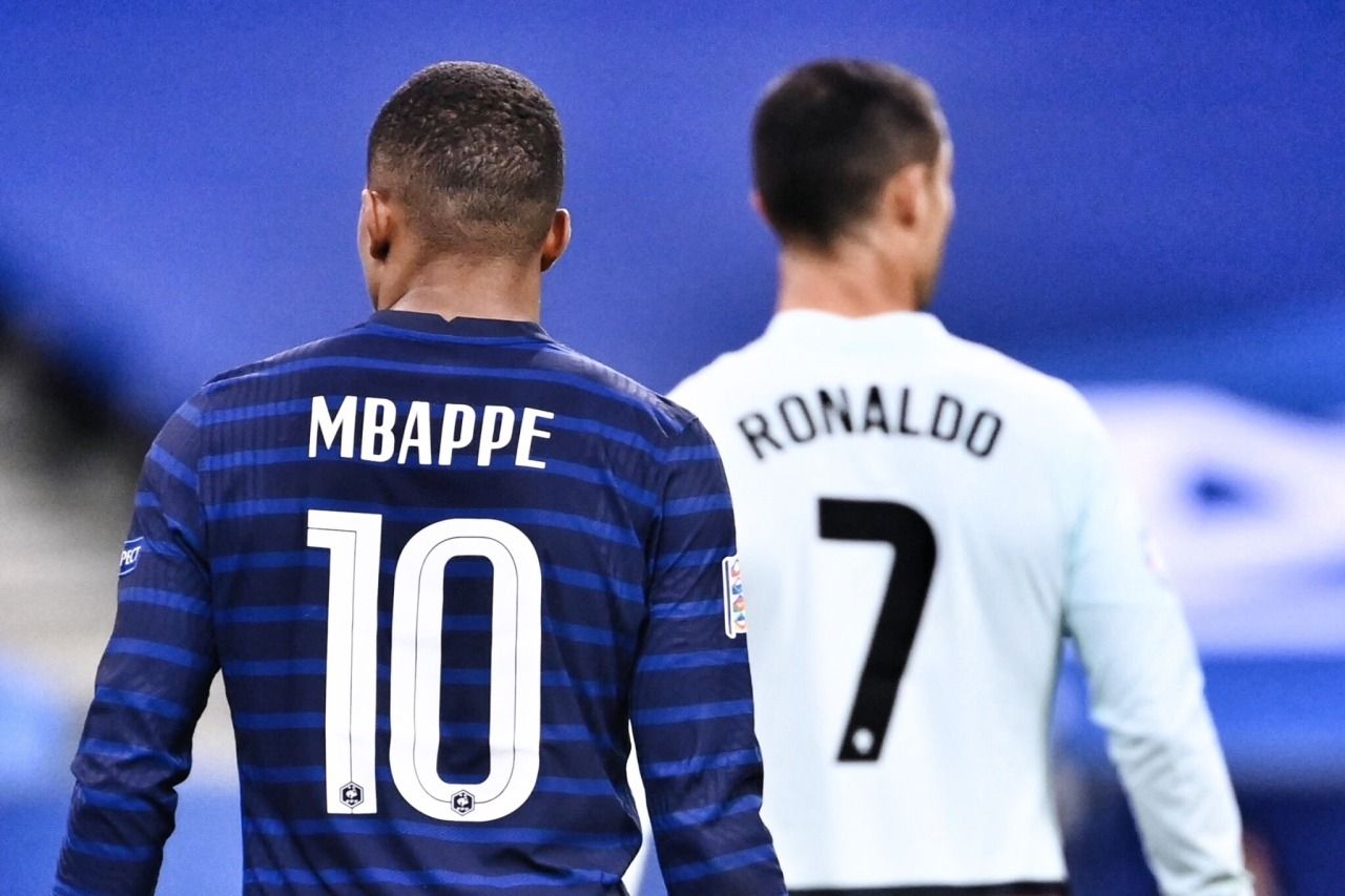 SPORTS MOMENTS IN PHOTOS. Kylian mbappé, Ronaldo, Football players photo