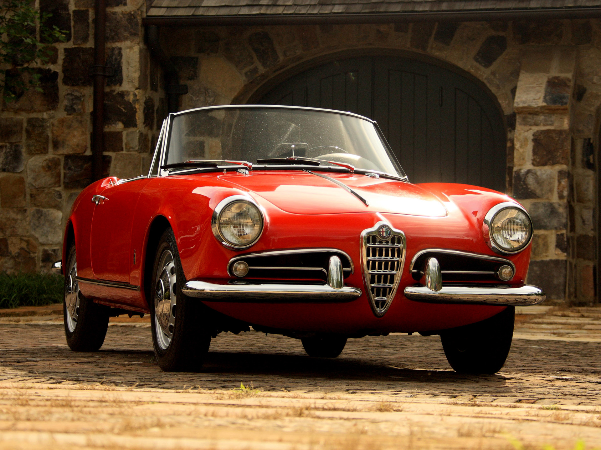 Alfa Romeo Giulietta Spider Wallpaper