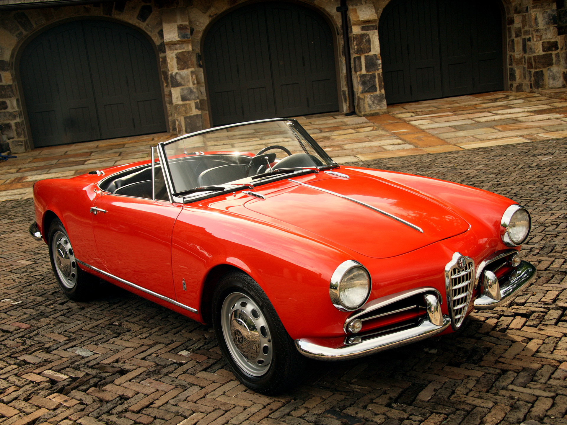 Alfa Romeo Giulietta Spider Wallpaper