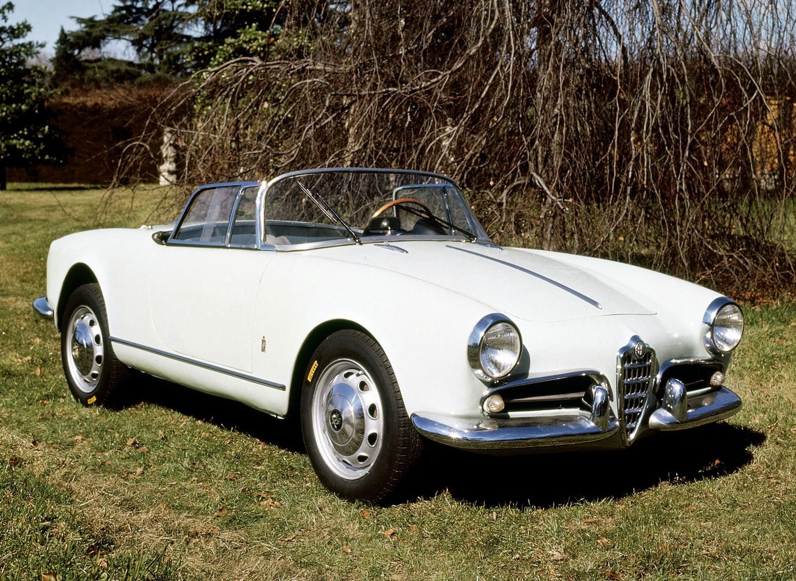 Alfa Romeo Giulietta Spider Prototipo 750 Wallpaper