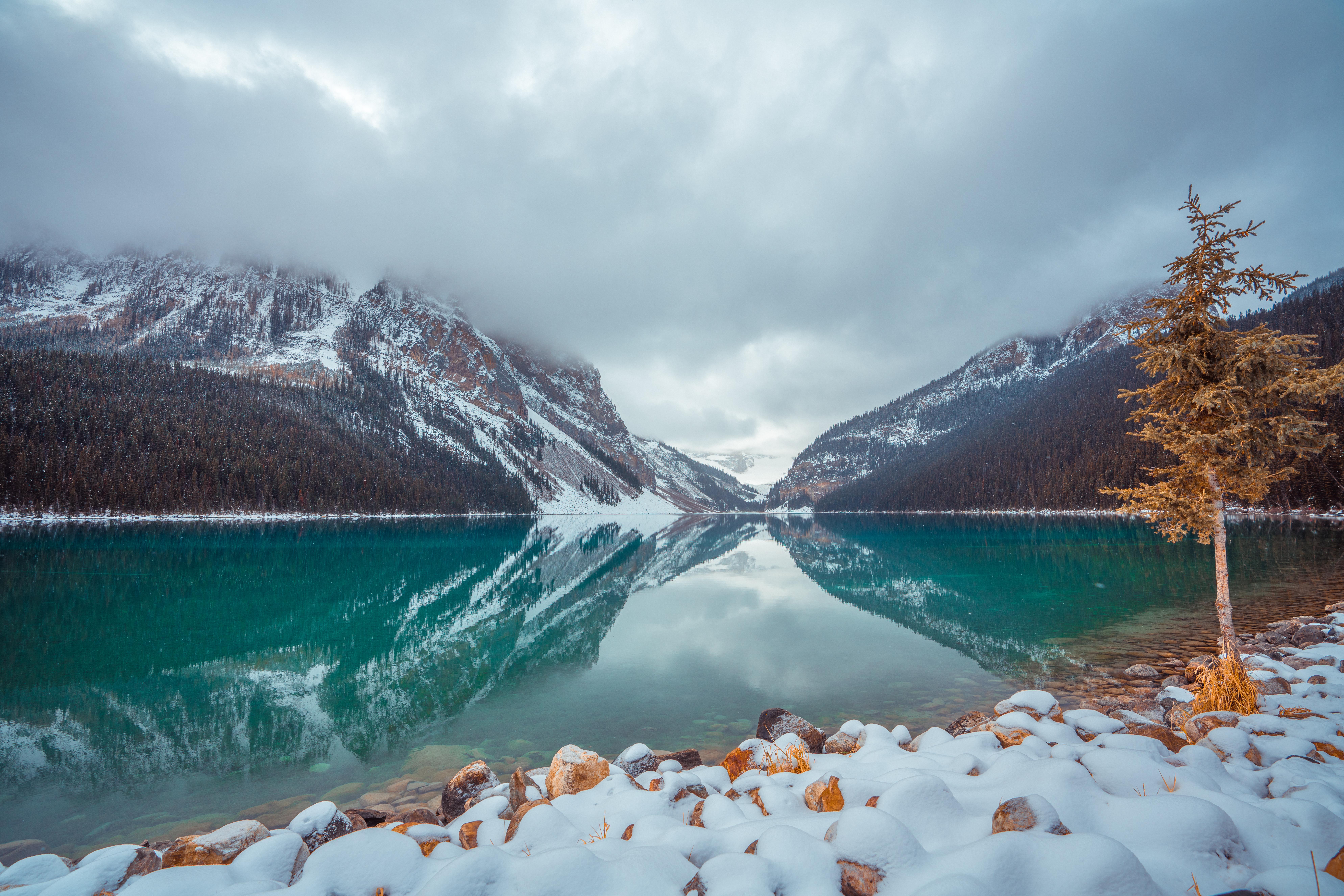 HD desktop wallpaper: Winter, Lakes, Earth, Lake Louise download free picture
