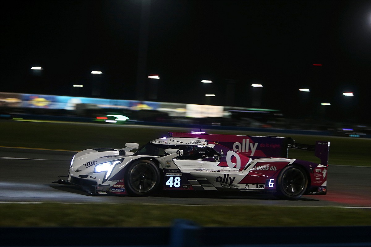 Daytona 24H: AXR's Kobayashi Tops Rain Hit Second Practice