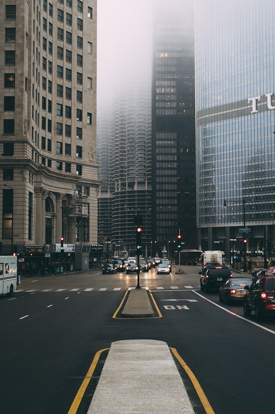 Cityscape HD Phone Wallpaper