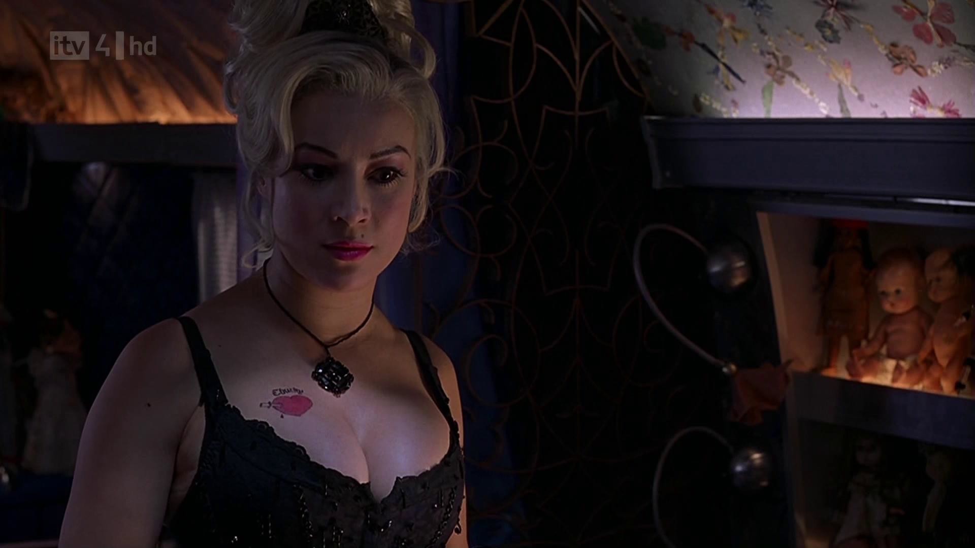 Curse of Chucky Jennifer Tilly. Jennifer Tilly Bride of Chucky Scene