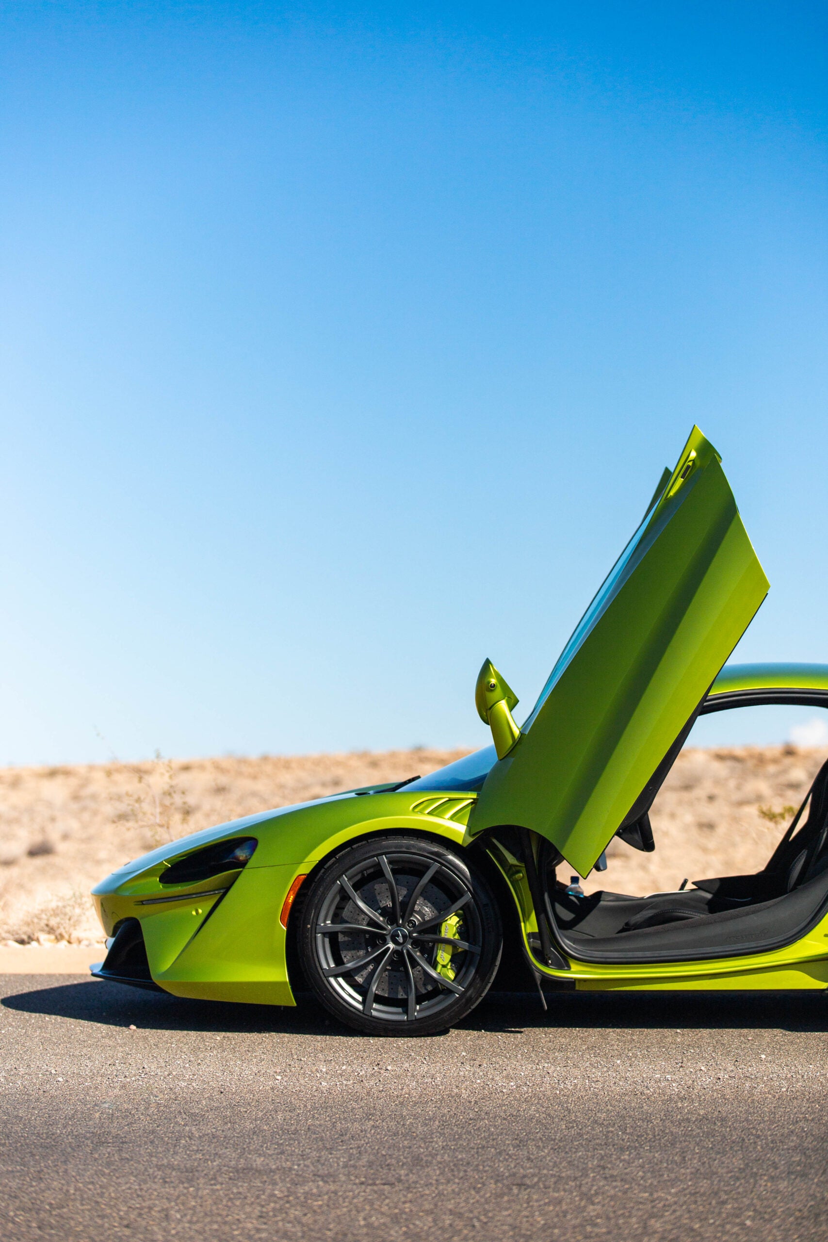 2023 McLaren Artura Review: The Supercar Worth Getting Excited About