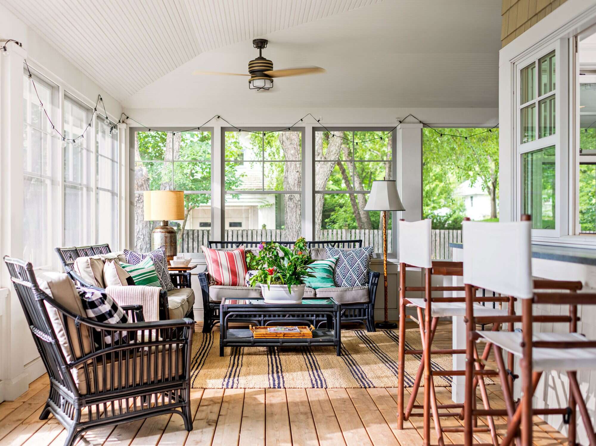 Ideas for Warm and Welcoming Porches