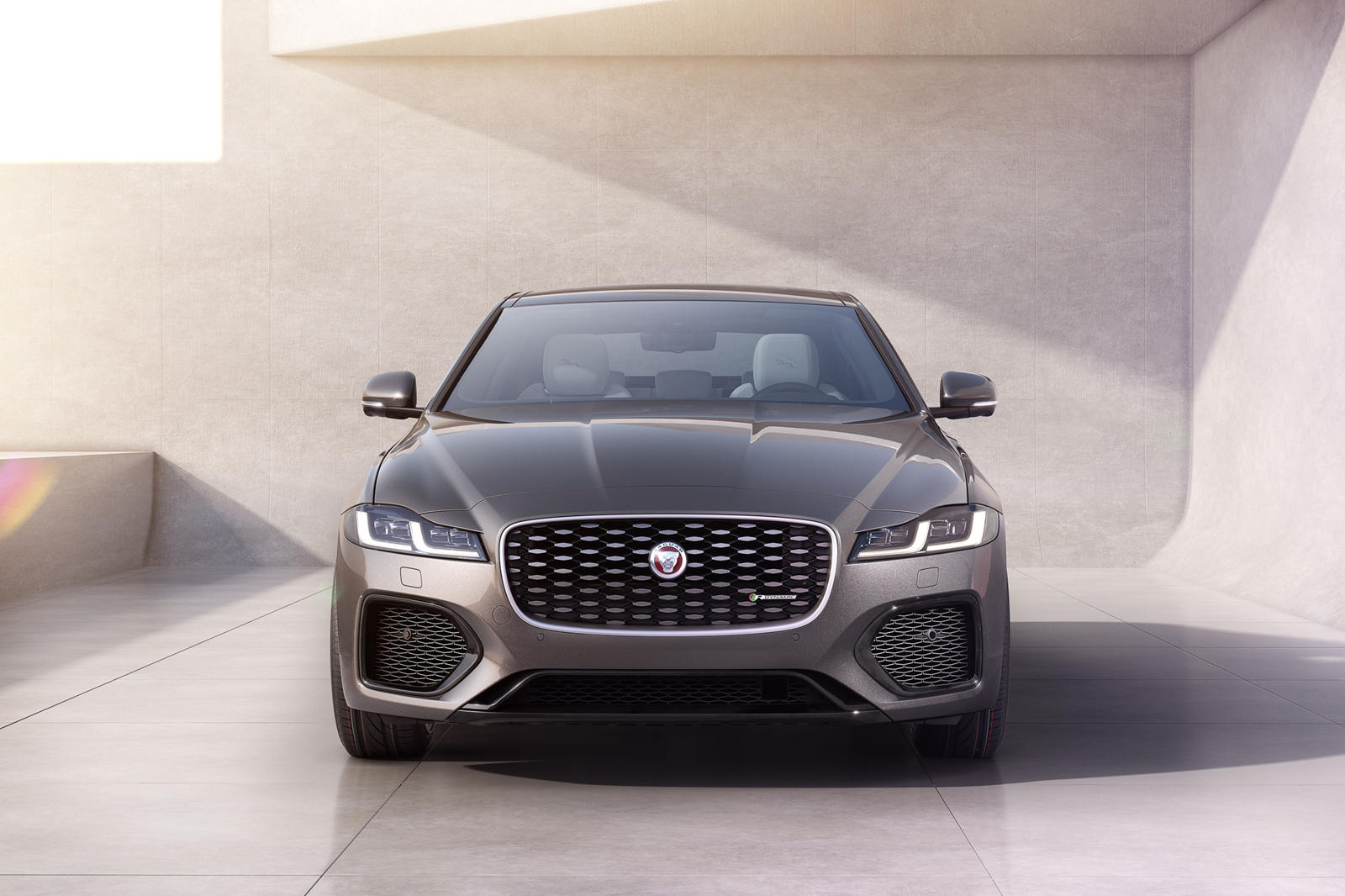 2023 Jaguar XF Sedan Exterior Photo