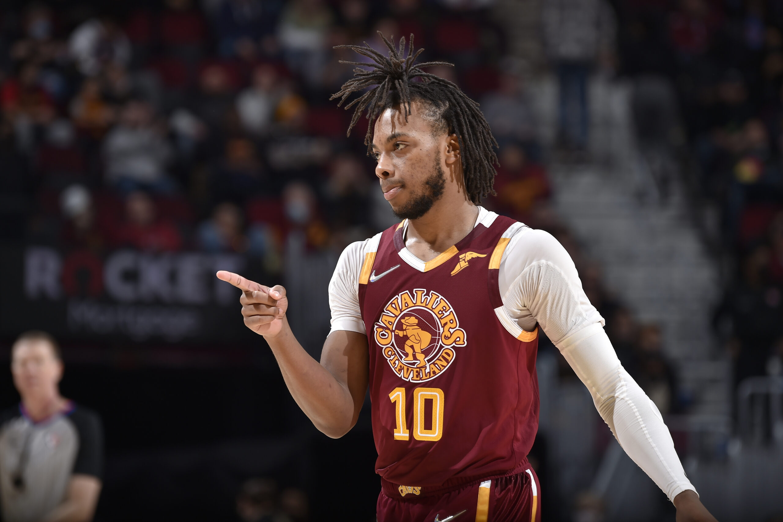 Cavaliers face Pacers without Darius Garland