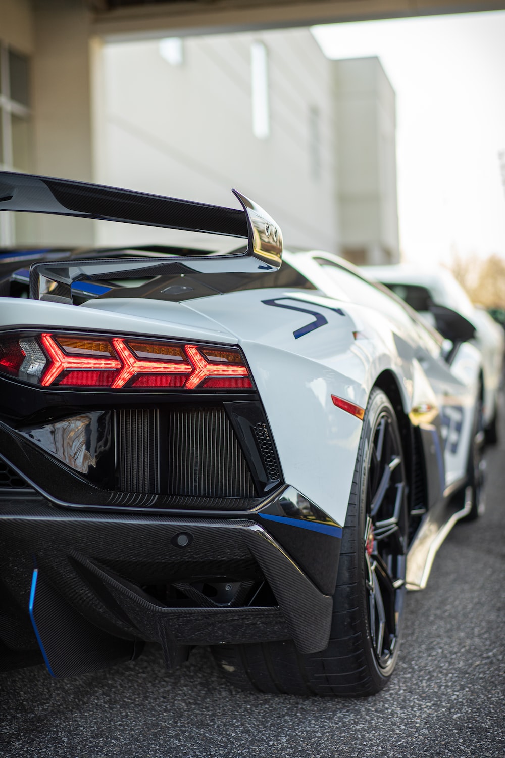 Lamborghini Wallpaper: Free HD Download [HQ]