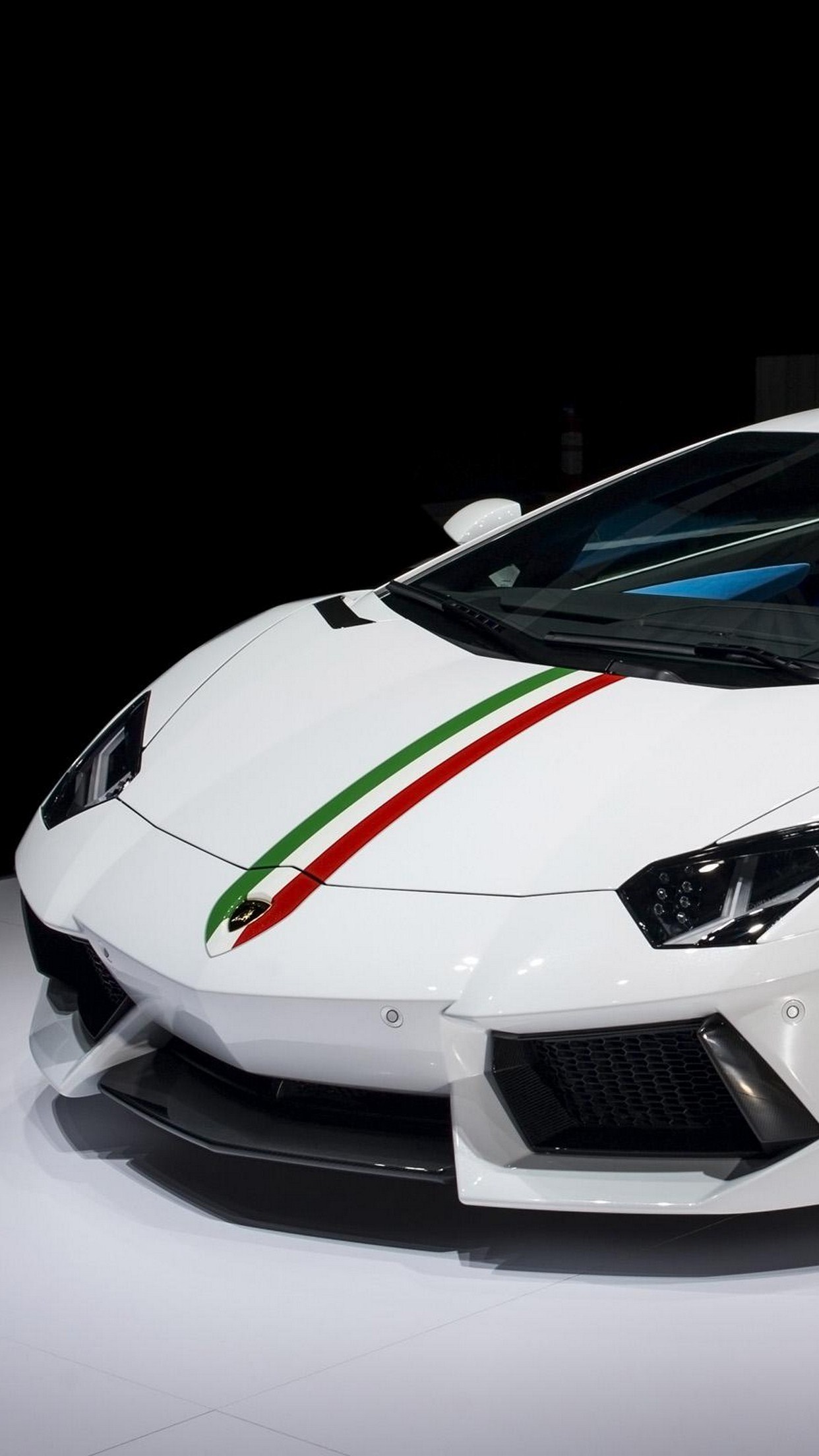 Supercars Lamborghini Aventador Wallpaper for iPhone 11, Pro Max, X, 8, 7, 6