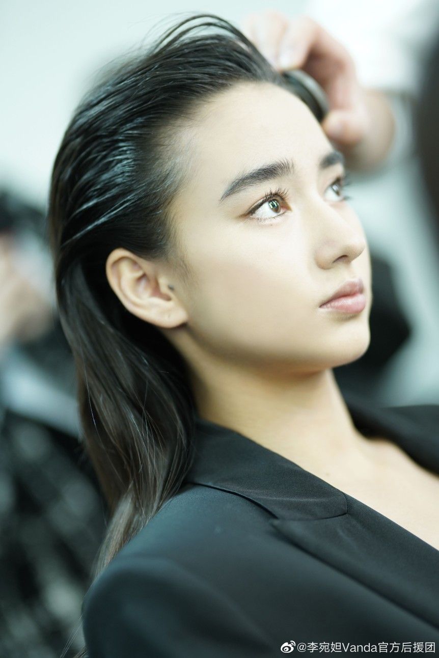 Vanda Margraf. Model, Asian model, Beauty