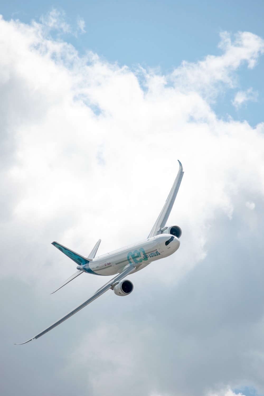 Airbus A350 Picture. Download Free Image