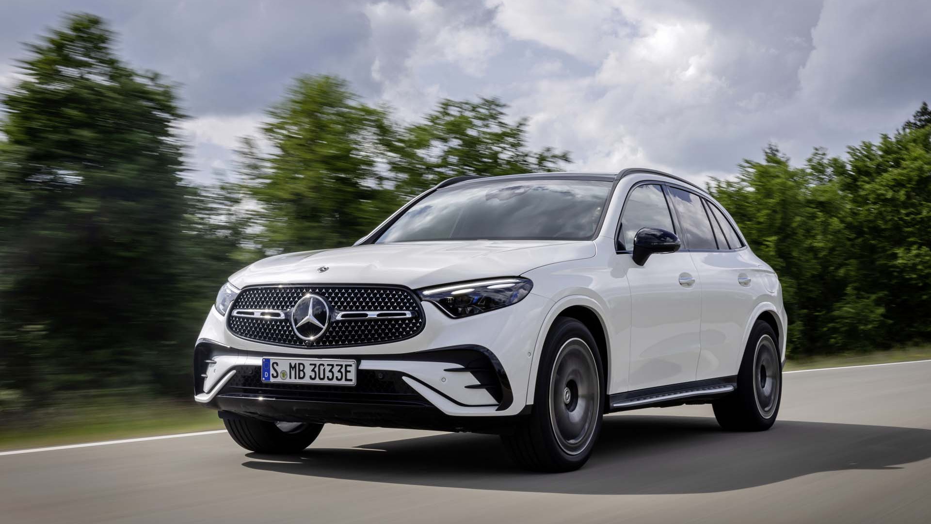 Preview: 2023 Mercedes Benz GLC Class Revealed With Mild Hybrid, Transparent Hood Tech